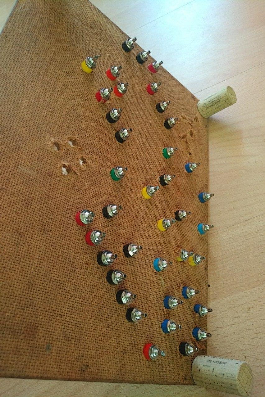 Bottom with most jacks installed.